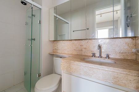 Studio à venda com 33m², 1 quarto e 1 vaga Studio à venda com 33m², 1 quarto e 1 vagaStudio - Banheiro