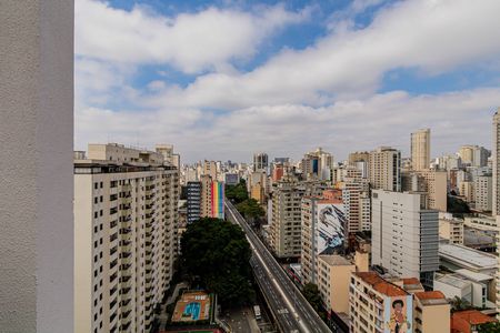 Studio à venda com 33m², 1 quarto e 1 vaga Studio à venda com 33m², 1 quarto e 1 vagaÁrea comum - Rooftop