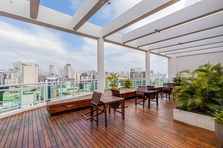 Studio à venda com 33m², 1 quarto e 1 vaga Studio à venda com 33m², 1 quarto e 1 vagaÁrea comum - Churrasqueira
