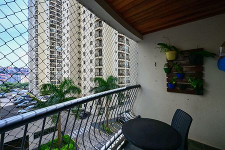 Varanda de apartamento à venda com 3 quartos, 111m² em Chácara Agrindus, Taboão da Serra