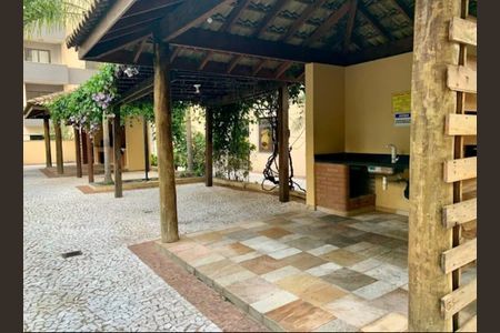 Apartamento à venda com 82m², 3 quartos e 2 vagasÁrea externa