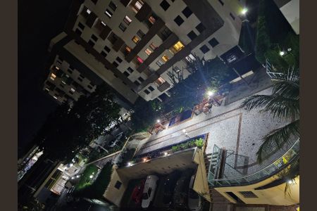 Apartamento à venda com 82m², 3 quartos e 2 vagasVista da janela