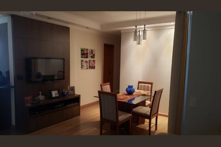Apartamento à venda com 82m², 3 quartos e 2 vagasSala