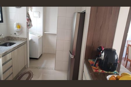 Apartamento à venda com 82m², 3 quartos e 2 vagasCozinha