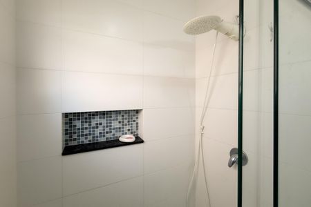 Casa de condomínio para alugar com 250m², 3 quartos e 4 vagasBanheiro da Suíte 2