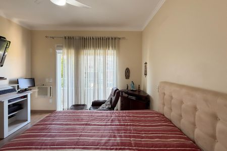 Casa de condomínio para alugar com 250m², 3 quartos e 4 vagasSuíte 1