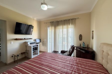 Casa de condomínio para alugar com 250m², 3 quartos e 4 vagasSuíte 1