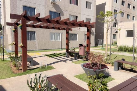 Apartamento à venda com 44m², 2 quartos e sem vagaÁrea comum