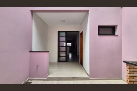 Casa à venda com 180m², 3 quartos e 2 vagas Casa à venda com 180m², 3 quartos e 2 vagasArea externa