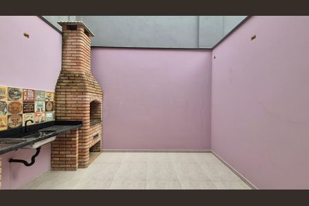 Casa à venda com 180m², 3 quartos e 2 vagas Casa à venda com 180m², 3 quartos e 2 vagasArea externa