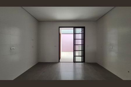 Casa à venda com 180m², 3 quartos e 2 vagas Casa à venda com 180m², 3 quartos e 2 vagasCozinha