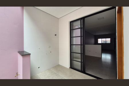 Casa à venda com 180m², 3 quartos e 2 vagas Casa à venda com 180m², 3 quartos e 2 vagasArea de serviço