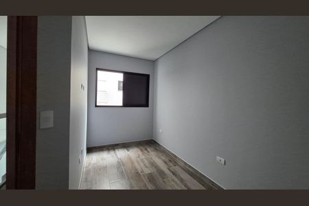 Casa à venda com 180m², 3 quartos e 2 vagas Casa à venda com 180m², 3 quartos e 2 vagasQuarto