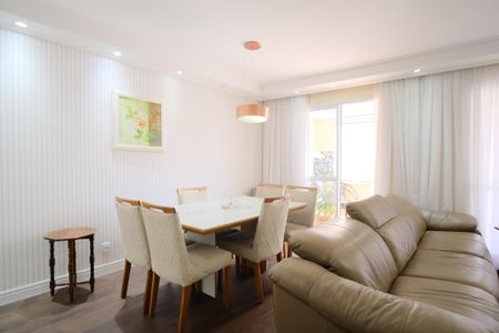 Apartamento à venda com 80m², 2 quartos e 2 vagasSala