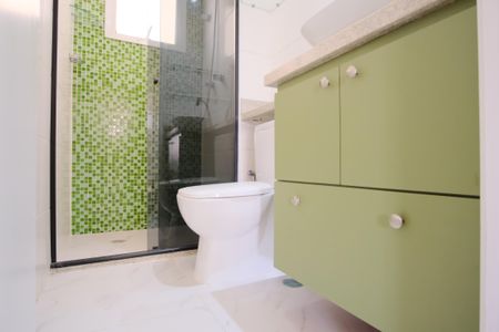 Apartamento à venda com 80m², 2 quartos e 2 vagasBanheiro Social