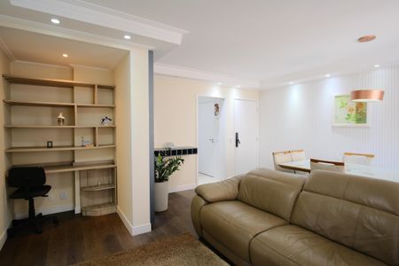 Apartamento à venda com 80m², 2 quartos e 2 vagasSala