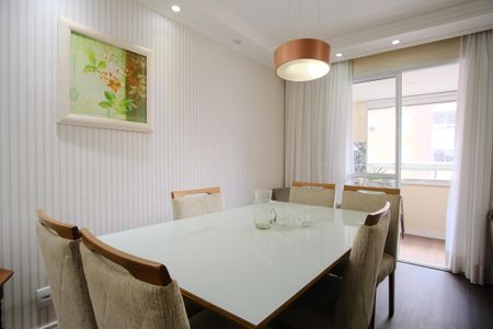 Apartamento à venda com 80m², 2 quartos e 2 vagasSala