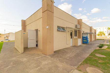 Apartamento para alugar com 53m², 2 quartos e 1 vaga Apartamento para alugar com 53m², 2 quartos e 1 vagaÁrea comum - Salão de festas
