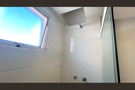 Apartamento à venda com 83m², 3 quartos e 2 vagasBanheiro 1