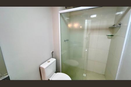 Apartamento à venda com 83m², 3 quartos e 2 vagasBanheiro da Suíte