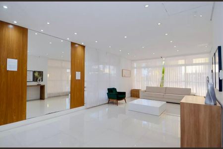 Apartamento à venda com 83m², 3 quartos e 2 vagasHall de entrada
