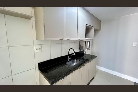 Apartamento à venda com 83m², 3 quartos e 2 vagasCozinha