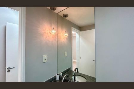 Apartamento à venda com 83m², 3 quartos e 2 vagasBanheiro da Suíte