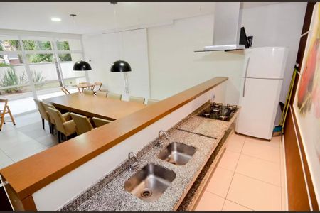 Apartamento à venda com 83m², 3 quartos e 2 vagasEspaço gourmet 