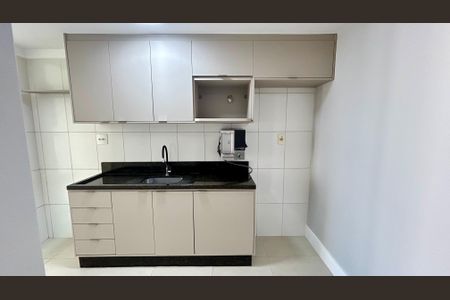 Apartamento à venda com 83m², 3 quartos e 2 vagasCozinha