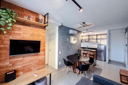 Sala de apartamento para alugar com 2 quartos, 50m² em Liberdade, São Paulo