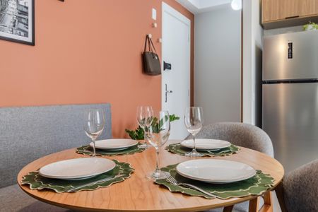 Sala de apartamento para alugar com 2 quartos, 50m² em Liberdade, São Paulo