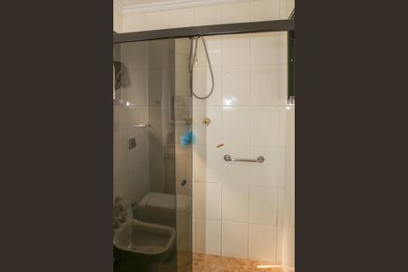 Apartamento à venda com 168m², 3 quartos e 3 vagas Apartamento à venda com 168m², 3 quartos e 3 vagasBanheiro da Suíte 2