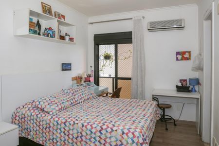 Apartamento à venda com 168m², 3 quartos e 3 vagas Apartamento à venda com 168m², 3 quartos e 3 vagasSuíte 3