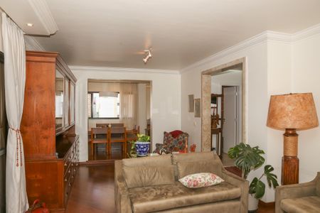 Apartamento à venda com 168m², 3 quartos e 3 vagas Apartamento à venda com 168m², 3 quartos e 3 vagasSala