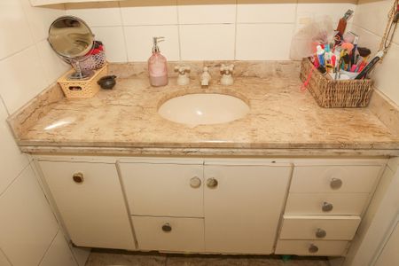 Apartamento à venda com 168m², 3 quartos e 3 vagas Apartamento à venda com 168m², 3 quartos e 3 vagasBanheiro da Suíte 3