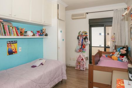 Apartamento à venda com 168m², 3 quartos e 3 vagas Apartamento à venda com 168m², 3 quartos e 3 vagasSuíte 2