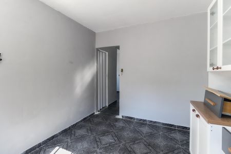 Casa para alugar com 29m², 1 quarto e sem vaga Casa para alugar com 29m², 1 quarto e sem vagaQuarto