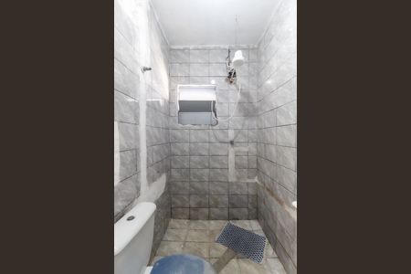 Casa para alugar com 29m², 1 quarto e sem vaga Casa para alugar com 29m², 1 quarto e sem vagaBanheiro