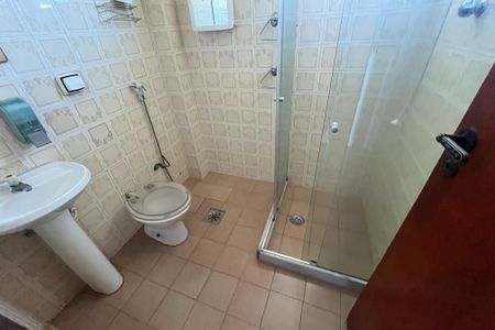 Apartamento à venda com 80m², 2 quartos e 1 vagaBanheiro 1