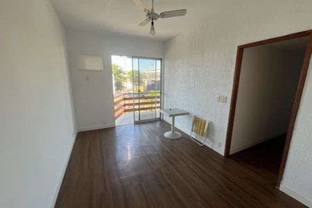 Sala de apartamento à venda com 2 quartos, 80m² em Tauá, Rio de Janeiro