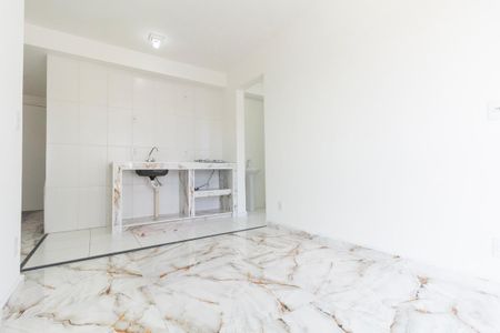 Sala e Cozinha de apartamento para alugar com 2 quartos, 38m² em Jardim Maringa, São Paulo