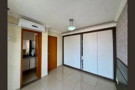 Apartamento para alugar com 3 quartos, 185m² em Cabral, Contagem