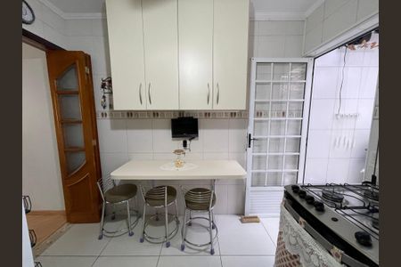 Casa de condomínio à venda com 89m², 2 quartos e 2 vagasCozinha