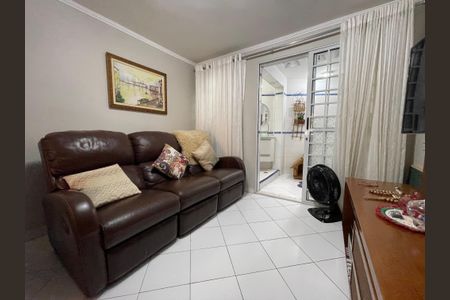 Casa de condomínio à venda com 89m², 2 quartos e 2 vagasSala