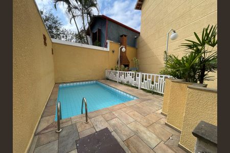Casa de condomínio à venda com 89m², 2 quartos e 2 vagasÁrea comum - Piscina