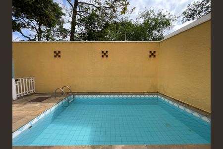 Casa de condomínio à venda com 89m², 2 quartos e 2 vagasÁrea comum - Piscina