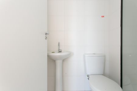 Apartamento para alugar com 46m², 2 quartos e sem vagaBanheiro 