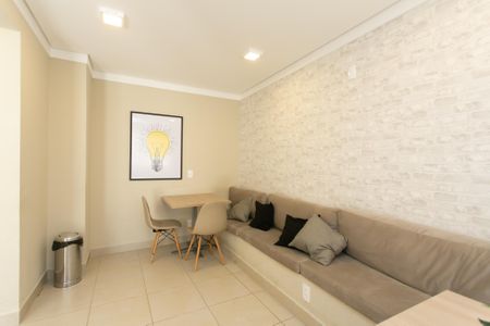 Apartamento para alugar com 46m², 2 quartos e sem vagaCoworking