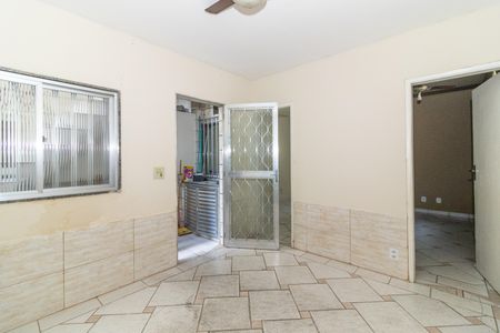 Sala de casa para alugar com 2 quartos, 60m² em Bangu, Rio de Janeiro