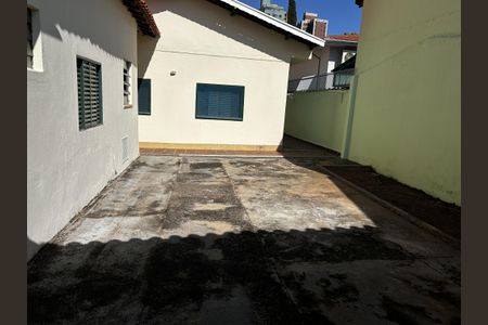 Casa para alugar com 450m², 6 quartos e 3 vagasÁrea Externa